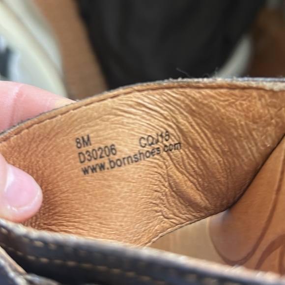 Born Tinari Women's Black Leather Buckle Two-Strap Heeled Sandal Size 8 M - Picture 10 of 11